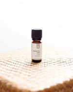 Teruma Mandarinenöl 10ml - Ätherisches Öl Flasche auf Korb