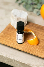 Teruma Orangenöl 10ml - Detailansicht Produktflasche